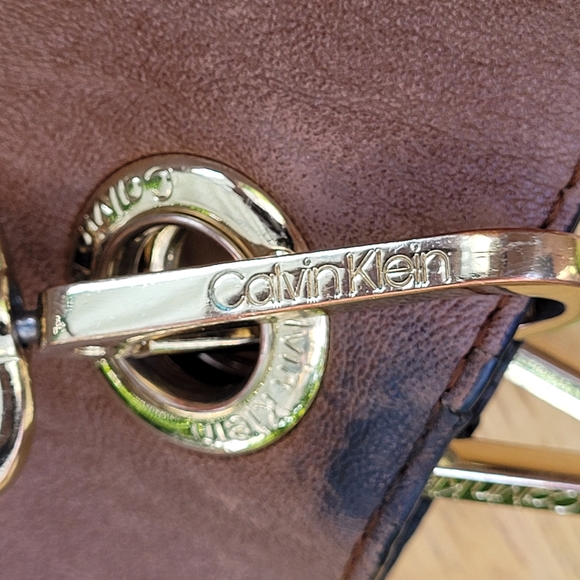 Calvin Klein Reversible Tote With Pouch, Faux Leather Black Brown, Shoulder Bag - Picture 9 of 12